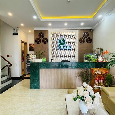 Pinus Hotel Dalat Exteriör bild