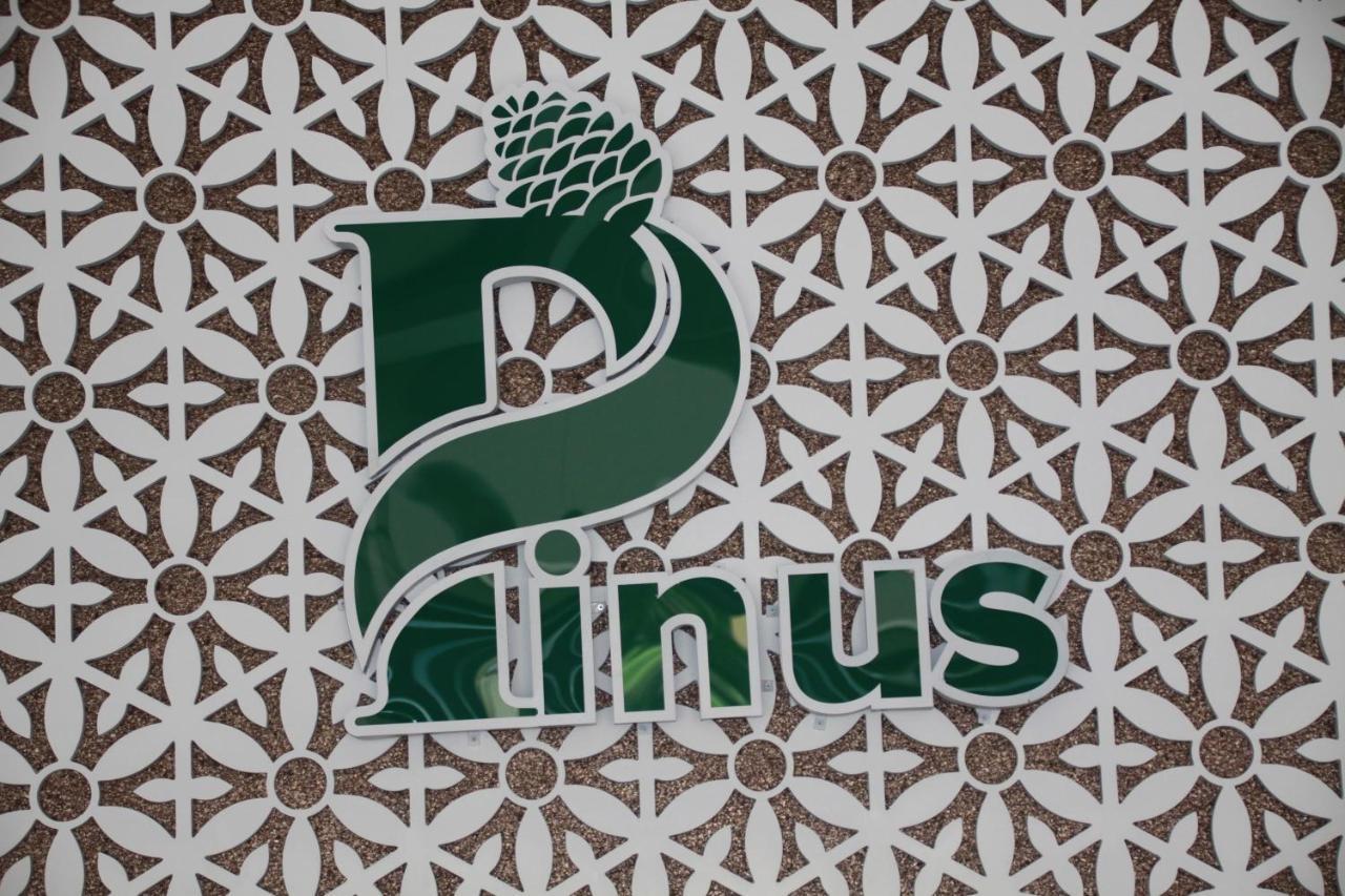Pinus Hotel Dalat Exteriör bild